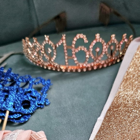 Sweet 16 Birthday Decor - Picture 5 of 10